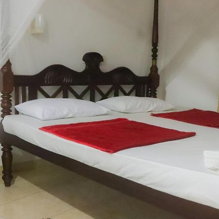 Bed and Breakfast Blue Sea View Unawatuna Exteriér fotografie