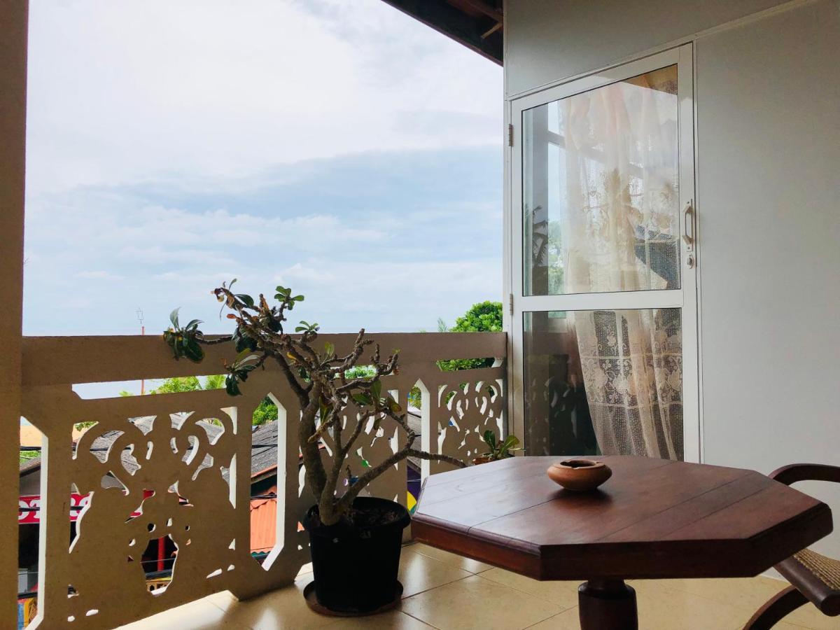 Bed and Breakfast Blue Sea View Unawatuna Exteriér fotografie