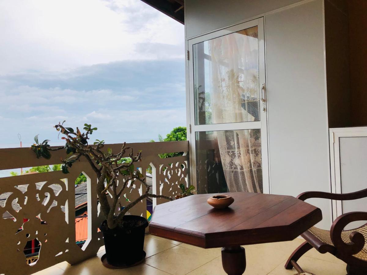 Bed and Breakfast Blue Sea View Unawatuna Exteriér fotografie